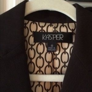 Woman's Pant Suit "Kasper"