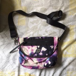 Lululemon Blooming Pixie Festival Bag