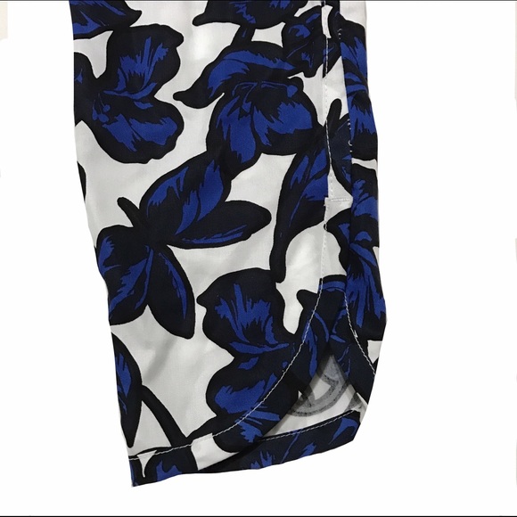 Blue and White Ankle Pants - Picture 4 of 4