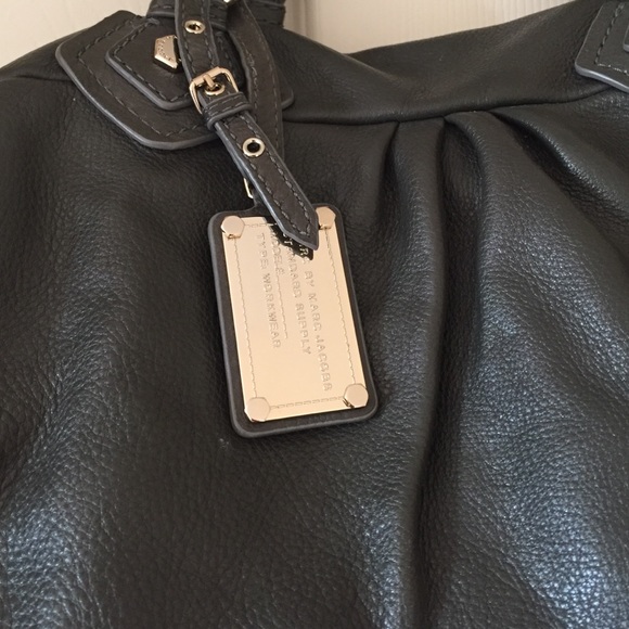Marc by Marc Jacobs Classic Q Groovee Bag - Picture 2 of 2