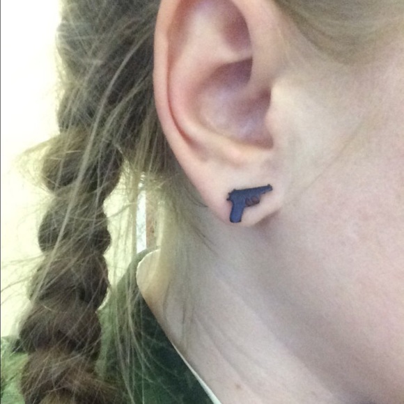 (K1) Pistol Earrings - Picture 4 of 4