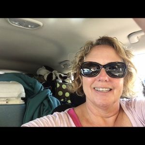 Meet your Posher, Jeanne