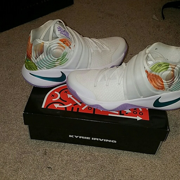 Kyrie 2 "easter" - Picture 2 of 3