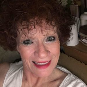 Meet your Posher, Debra