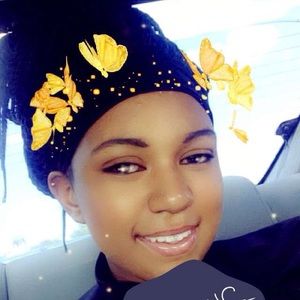 Meet your Posher, Savaria