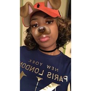 Meet your Posher, Alexus