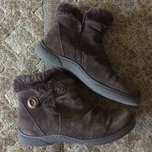 Women's boots