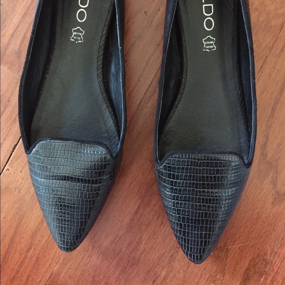 Leather pointed toe flats
