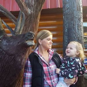 Meet your Posher, Stephanie