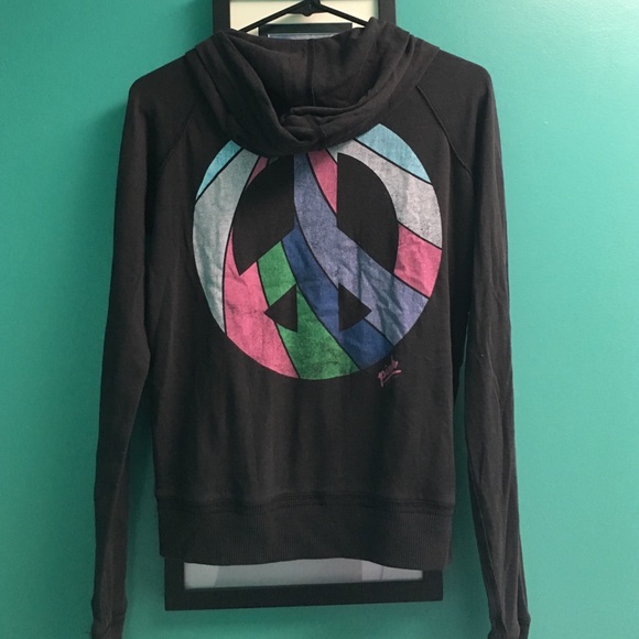 VICTORIAS SECRET PINK sweatshirt