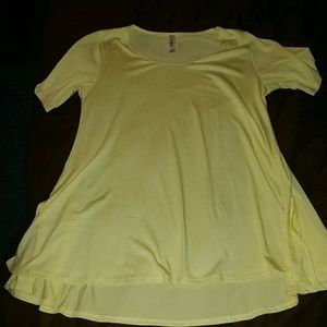 LuLaRoe Perfect T NEARLY BRAND NEW