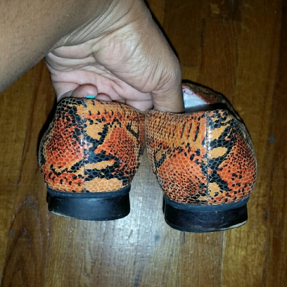 Ladies shoes - Picture 2 of 4