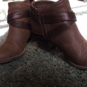Ankle boots