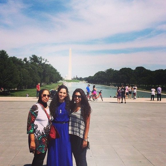 Meet your Posher, Nasrine