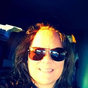 Meet your Posher, Dana