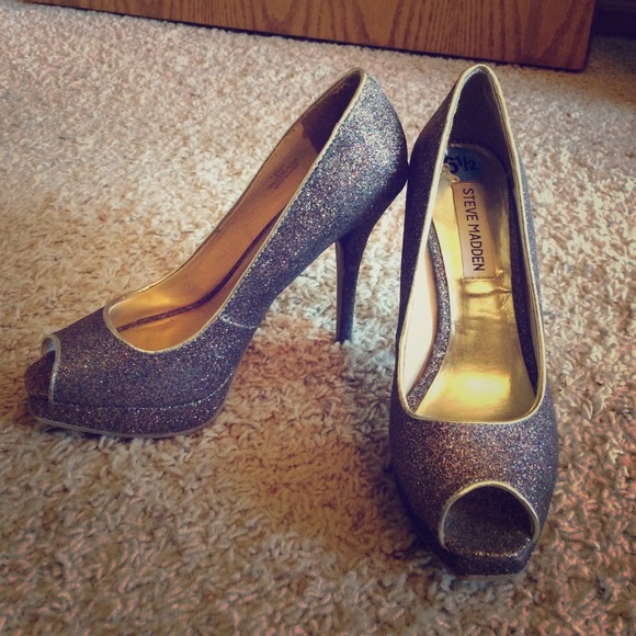 Glitter Pumps - image 1