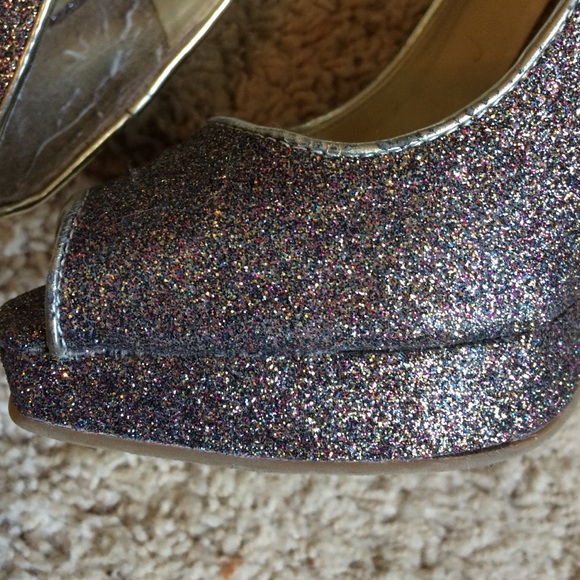 Glitter Pumps - image 3