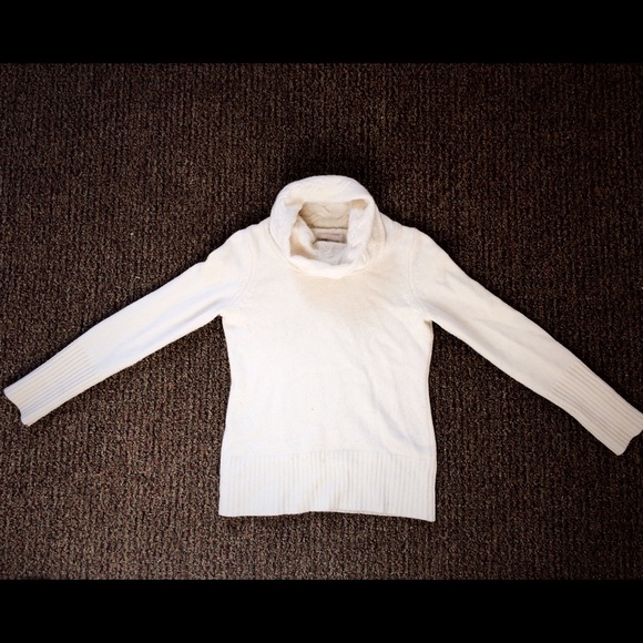 Banana Republic wool/cashmere sweater