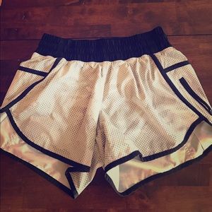 Lululemon Tracker Short IV