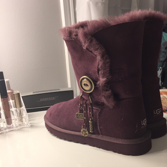 UGGs