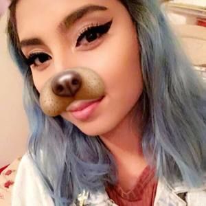 Meet your Posher, Violette