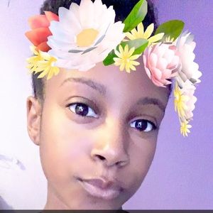 Meet your Posher, Kenisha