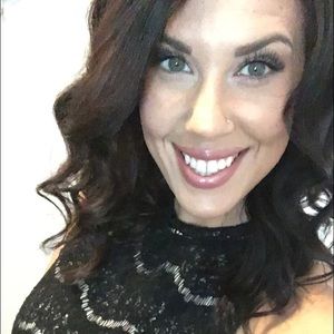 Meet your Posher, Malinda