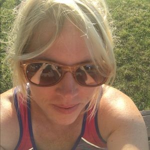 Meet your Posher, Brooke