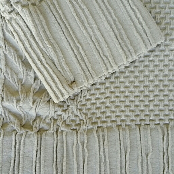 Sold out - Picture 3 of 3