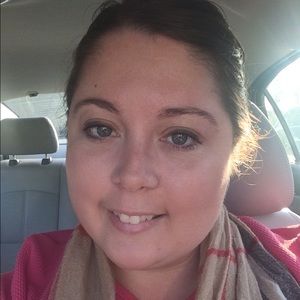 Meet your Posher, Rebekah