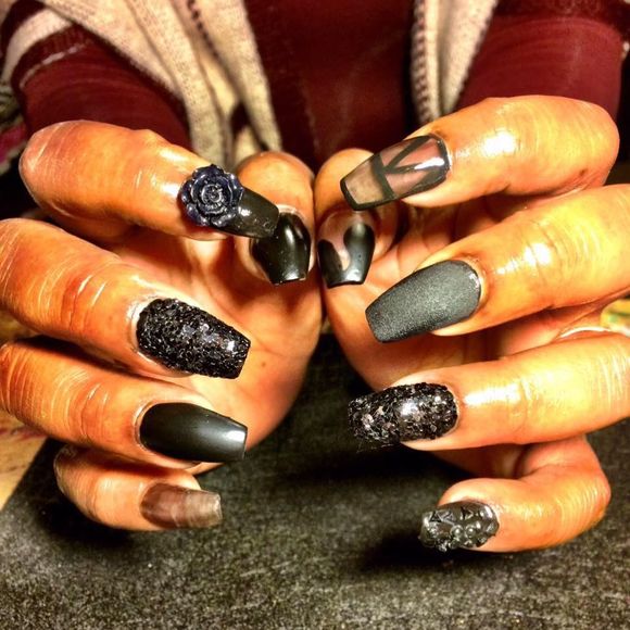 Meet your Posher, Brigette - Picture 1 of 1