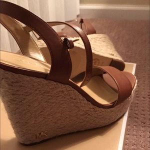 Michael Kors Wedge size 8.5