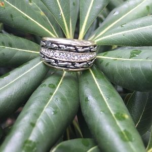 🍁 Size 9 Fashion Ring 🍁