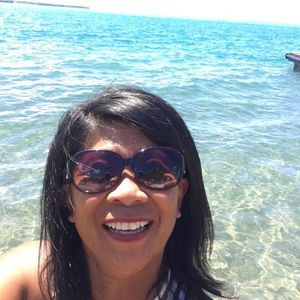 Meet your Posher, Deborah