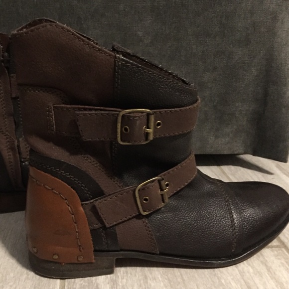 Booties with zippers-Deleting Soon!!