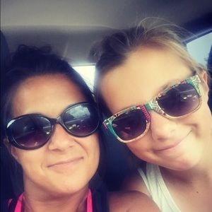 Meet your Posher, Annie