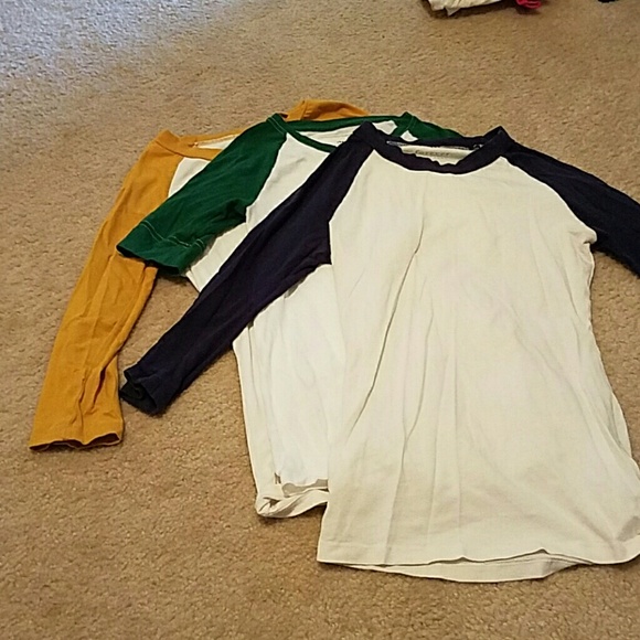 FINAL SALE! PRICED Assortment of baseball t-shirts