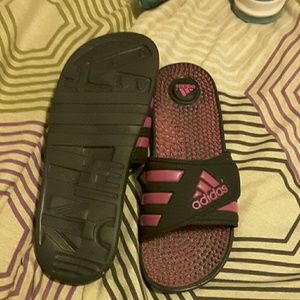 Adidas flip flops