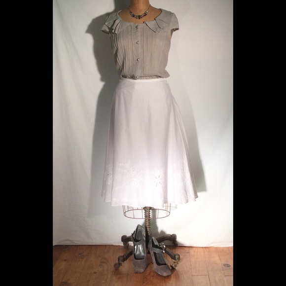 Lapis taupe pintuck front feminine collar blouse - Picture 2 of 4