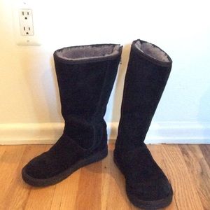 Ugg Black Winter Boots