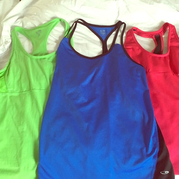 Workout tank tops