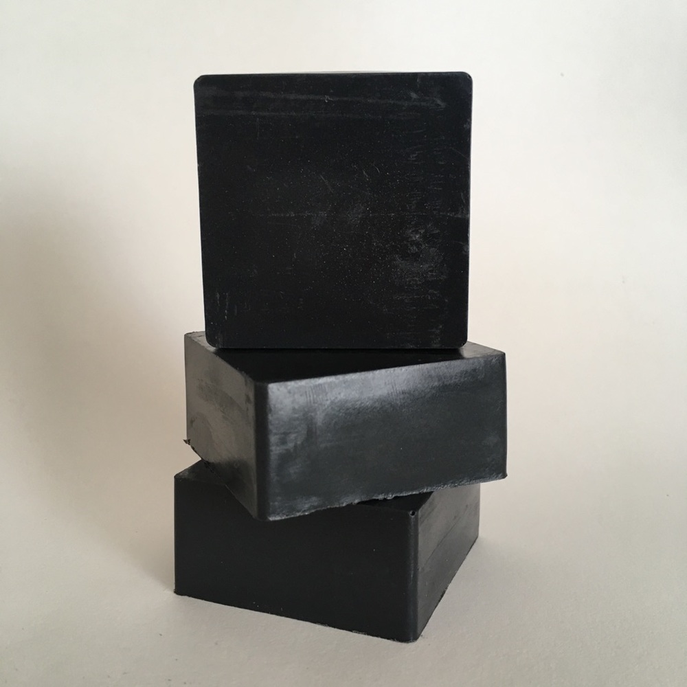 charcoal face soap - Picture 3 of 4