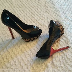 Steve Madden Peep Toe Pumps