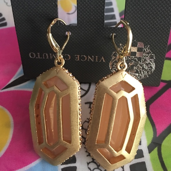 ππHPπVince Camuto earrings - Picture 3 of 4
