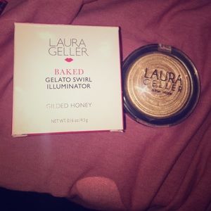 Laura Geller baked gelato swirl illuminator
