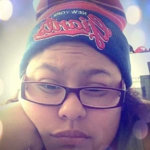 Meet your Posher, Damaris