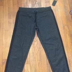 Converse Joggers NWT