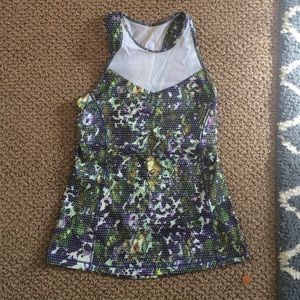 Lululemon high neck workout top run the city