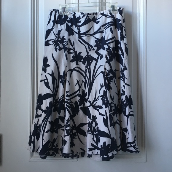 Ann Taylor Floral A-Line Skirt