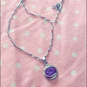 White Gold necklace with purple stone